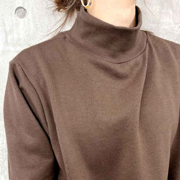 シンプルカジュアル　ハーフネック　秋冬　トレーナー