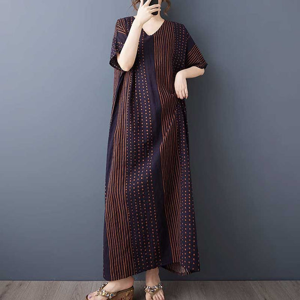 大人カジュアル　vネック　体型カバー　ロングワンピース