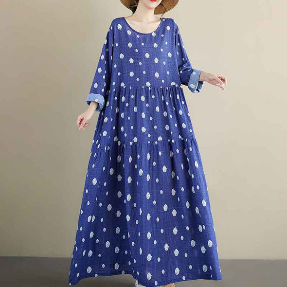 大人カジュアル　長袖　Ａライン　ドット柄　ロングワンピース