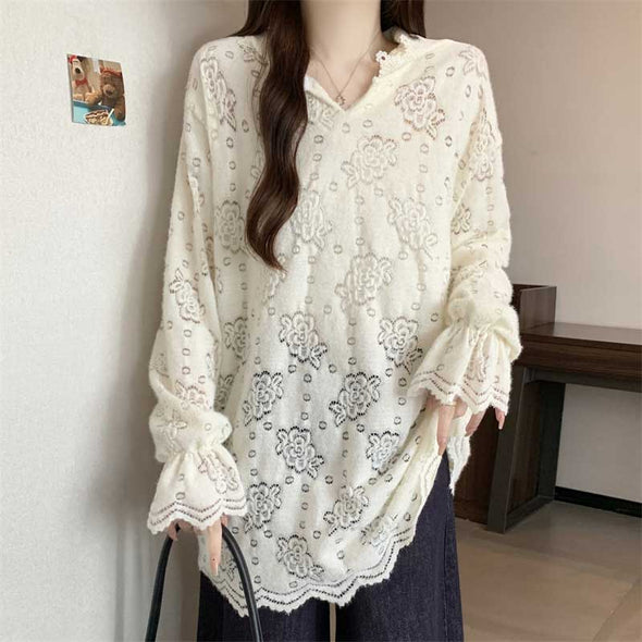 大人かわいい　長袖　フード付き　レース　花模様　Ｔシャツ　トレーナー