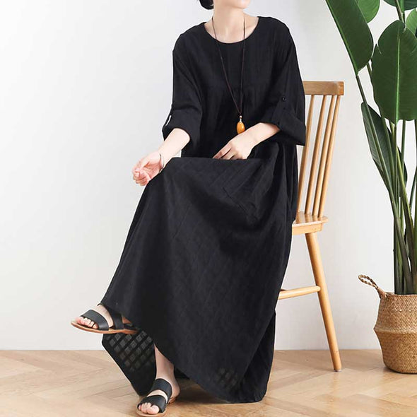 大人ファッション　着瘦せ　マキシ丈　7分袖　ロングワンピース