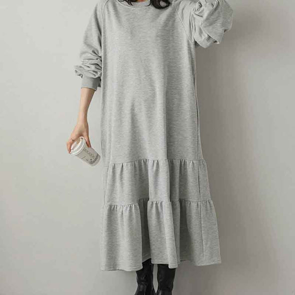 大人カジュアル　ロング丈　無地　フレア裾　パーカー風ワンピース