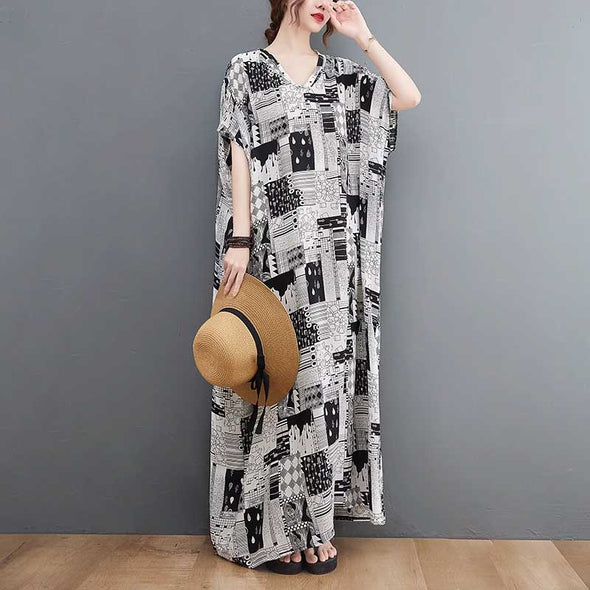 大人かわいい　vネック　体型カバー　ロングワンピース