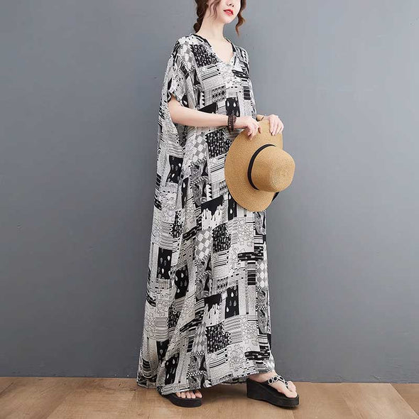 大人かわいい　vネック　体型カバー　ロングワンピース