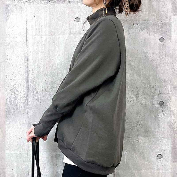 シンプルカジュアル　ハーフネック　秋冬　トレーナー