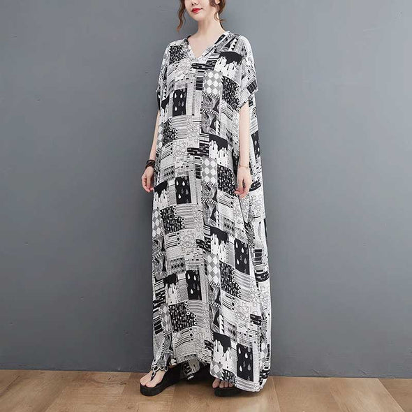 大人かわいい　vネック　体型カバー　ロングワンピース