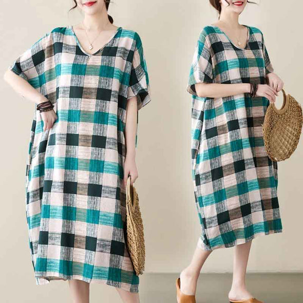 大人かわいい　チェック柄　夏コーデ　快適　ラクチン　ゆったりサイズ　vネック　ワンピース
