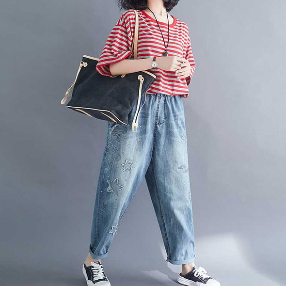 韓国ファッション　かわいい　刺繍入り　おしゃれデニムパンツ　ブルー　ワイド風パンツ