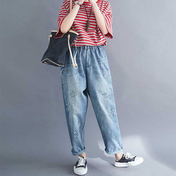 韓国ファッション　かわいい　刺繍入り　おしゃれデニムパンツ　ブルー　ワイド風パンツ
