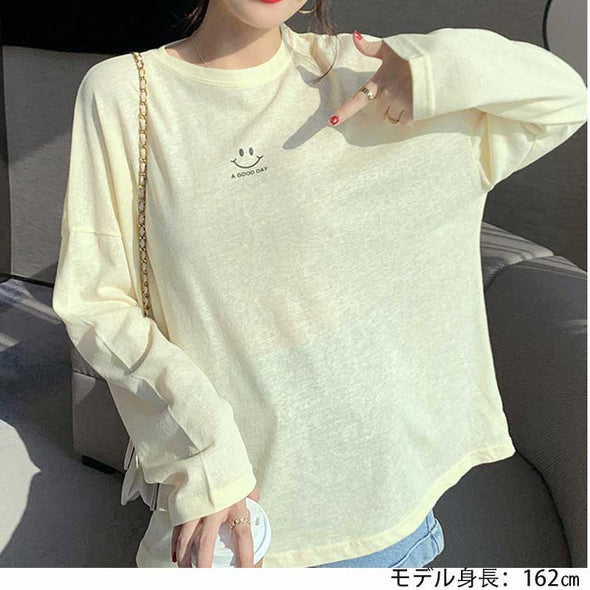 スマイルロゴ　UV対策　薄手Tシャツ　長袖　涼しい　韓国ファッション　おしゃれTシャツ